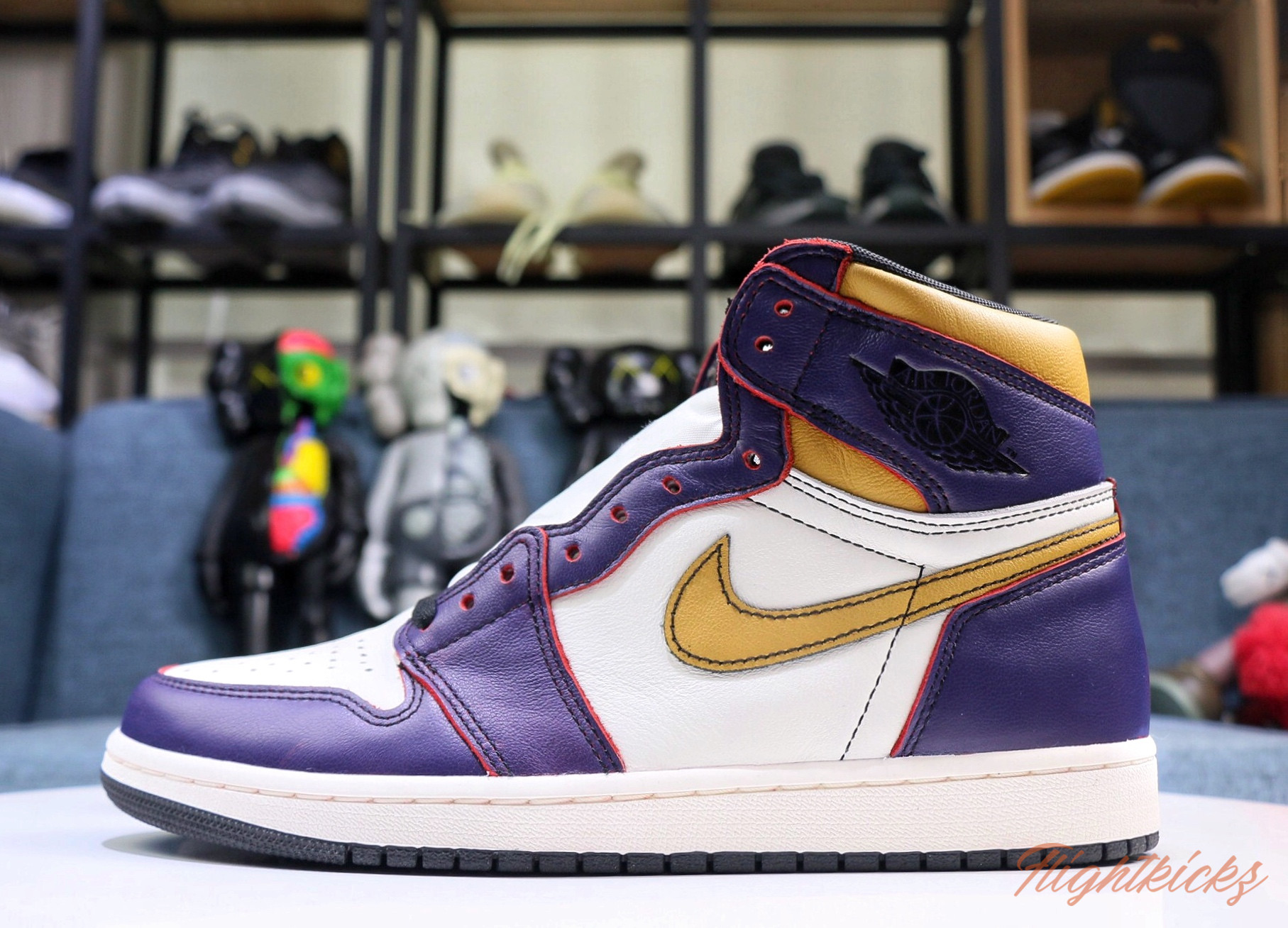 Jordan 1 Retro High OG Defiant SB LA to Chicago