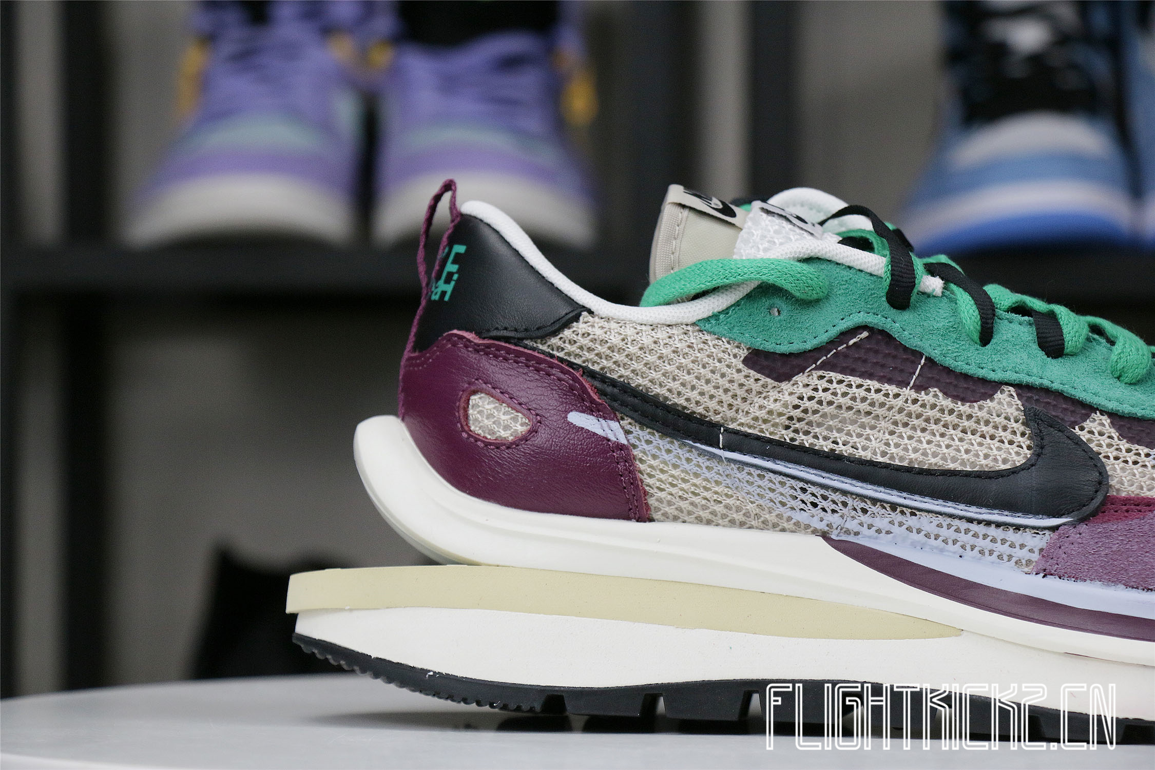 Nike Vaporwaffle sacai Villain Red Neptune Green (LN5 A1)