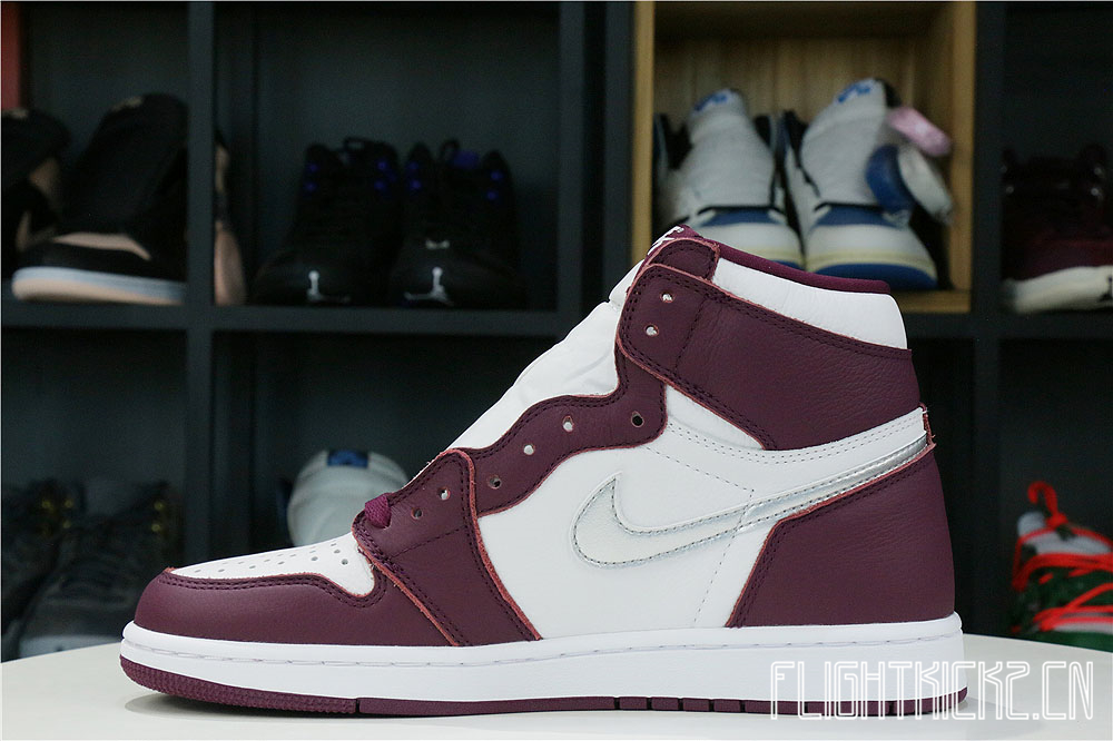 Air Jordan 1 High OG Bordeaux