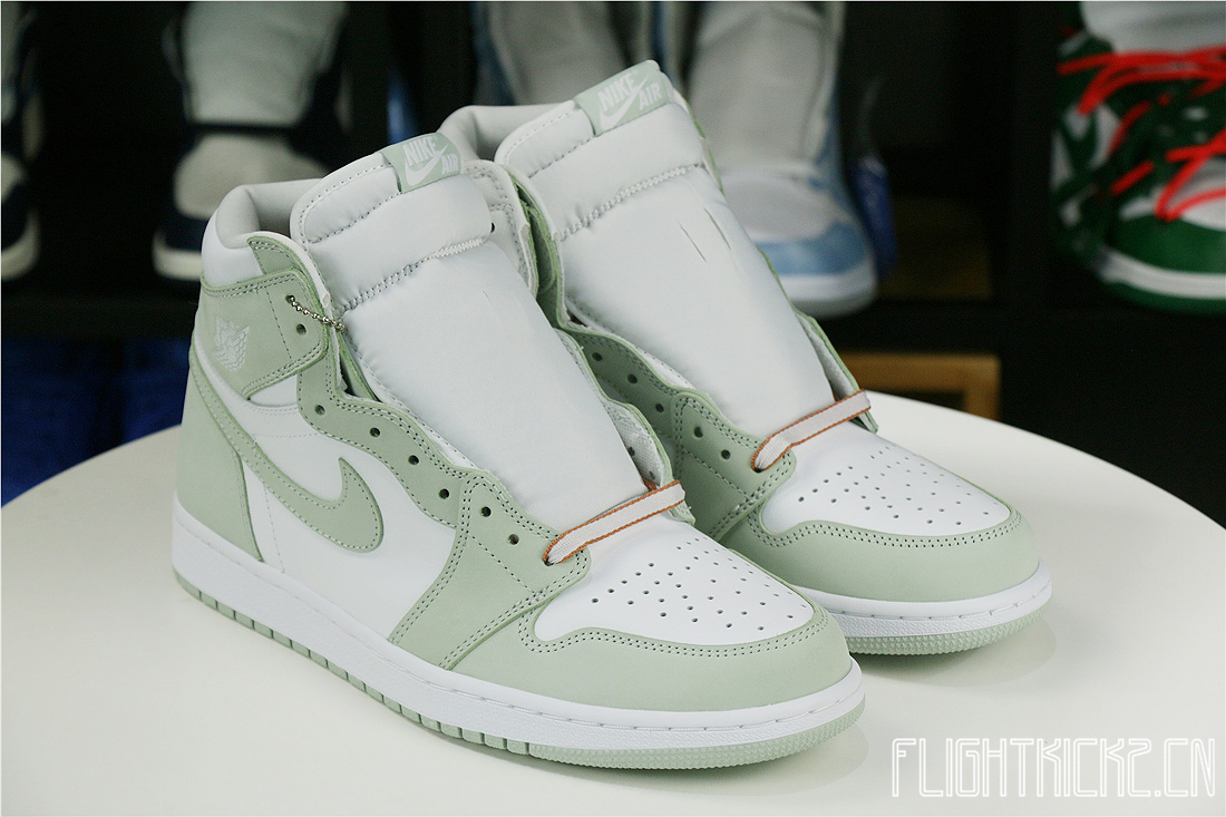 Air Jordan 1 High OG Seafoam (W) 2021