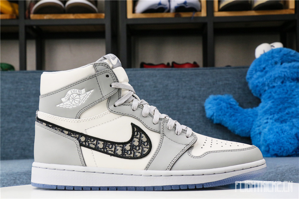 Dlor x Air Jordan 1 2020 （Correct box） (LN5 A1 Batch)
