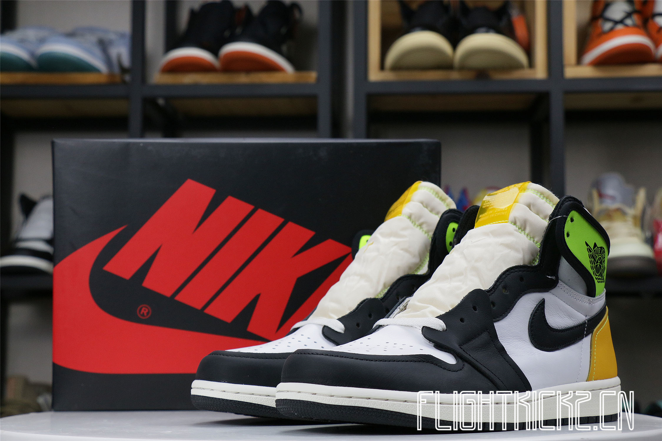 Jordan 1 Retro High White Black Volt University Gold