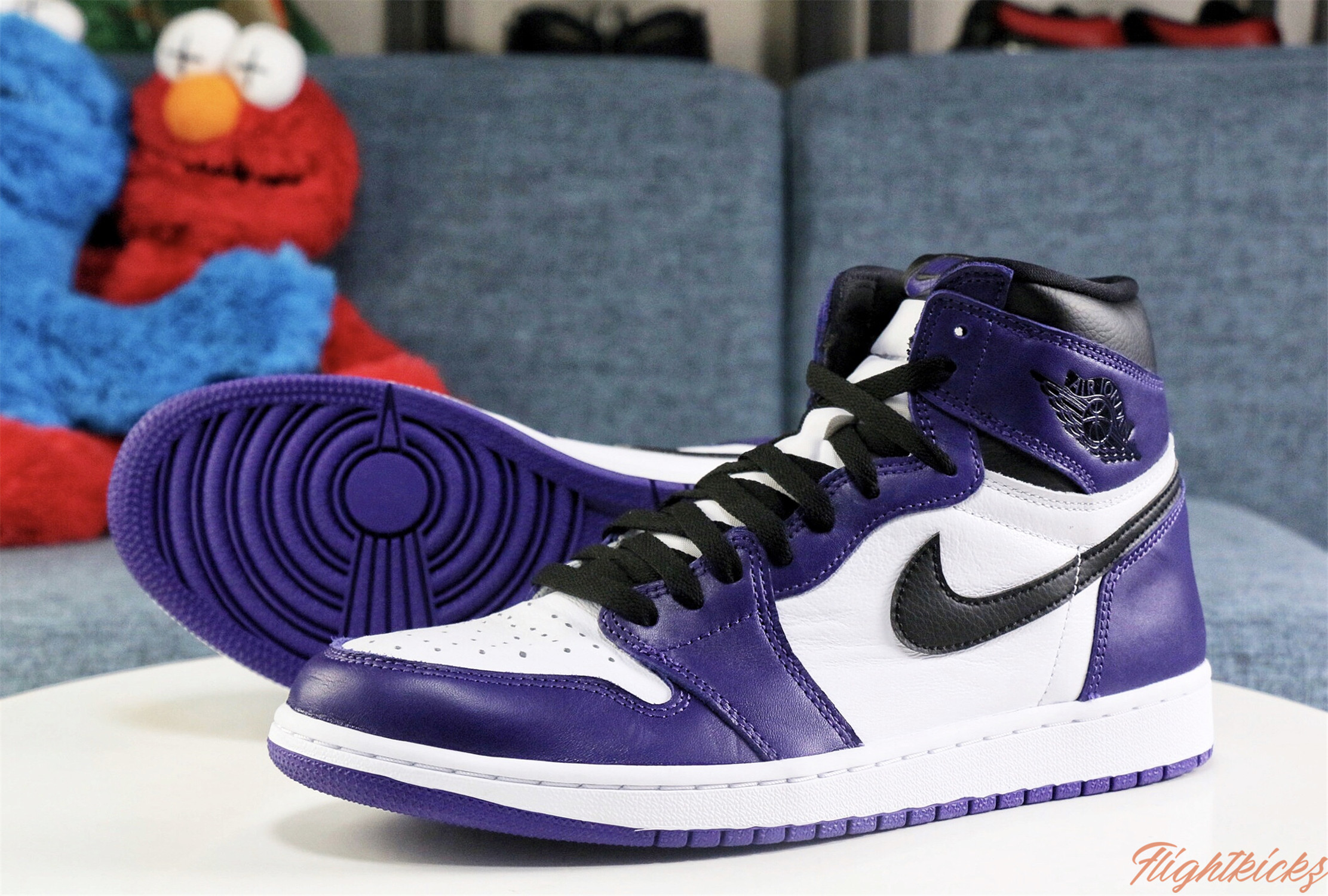 Air Jordan 1 Retro High Court Purple White 2.0 2020