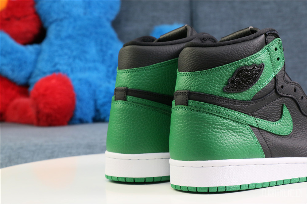 Air Jordan 1 Retro Pine Green 2.0 2020