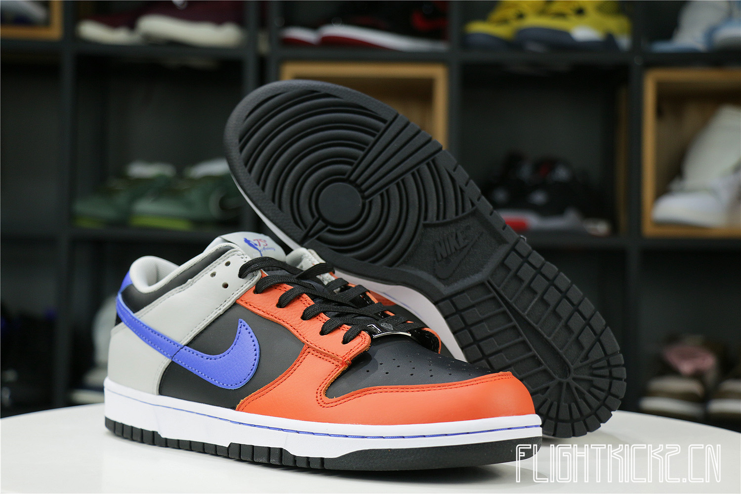Nike Dunk Low EMB NBA 75th Anniversary Knicks