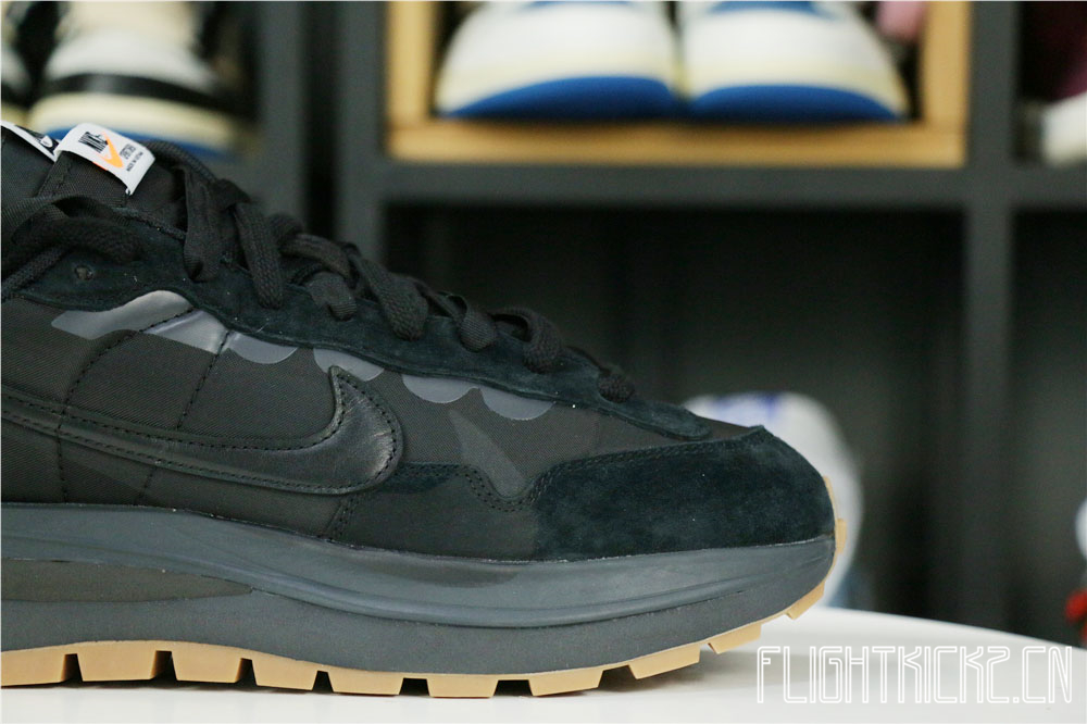 Nike Vaporwaffle Sacai Black Gum (LN5 A1)