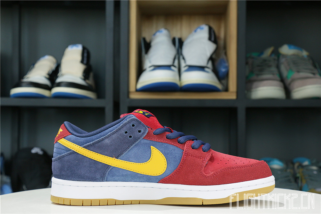 Nike SB Dunk Low Barcelona