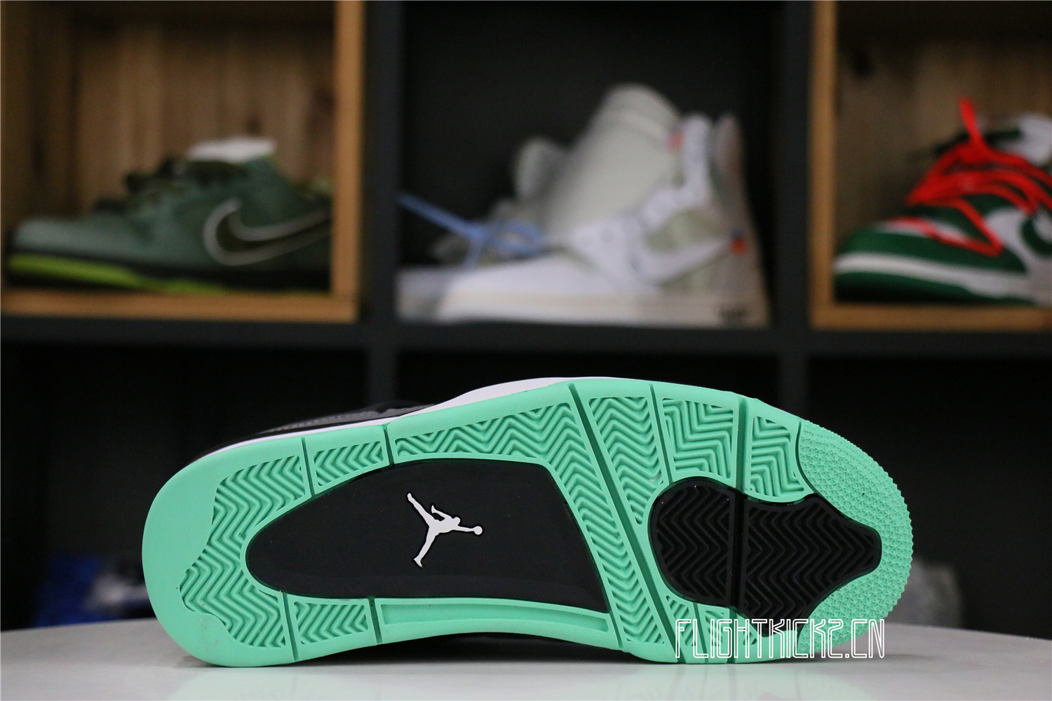 Jordan 4 Retro Green Glow( Ln5 A1 Batch)