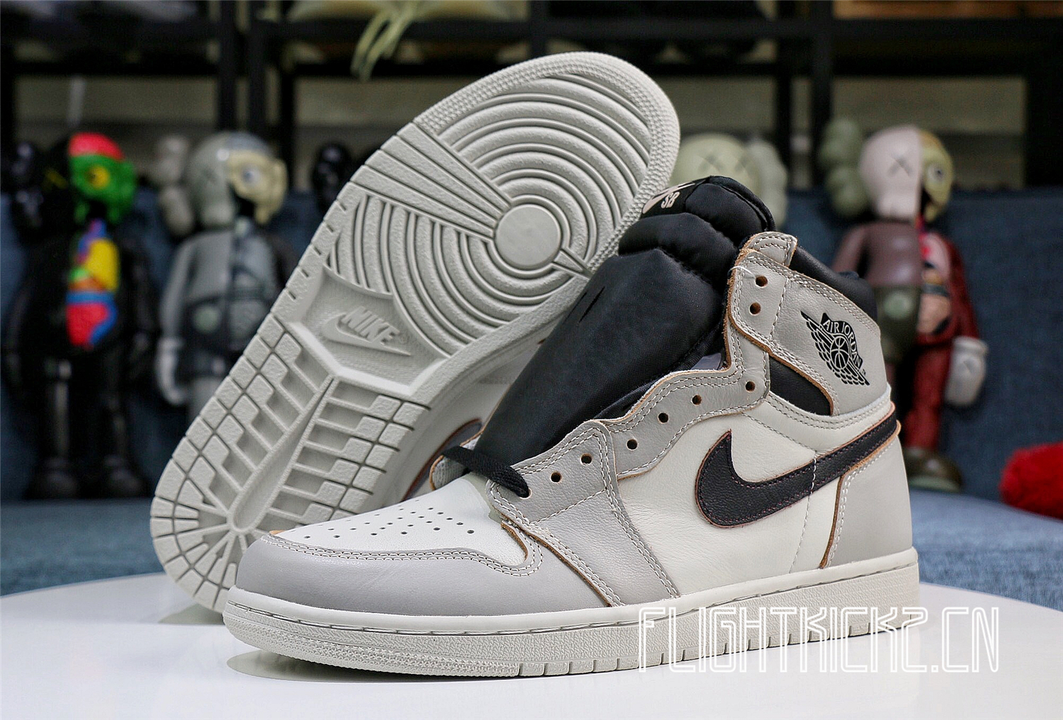 Jordan 1 Retro High OG Defiant SB NYC to Paris