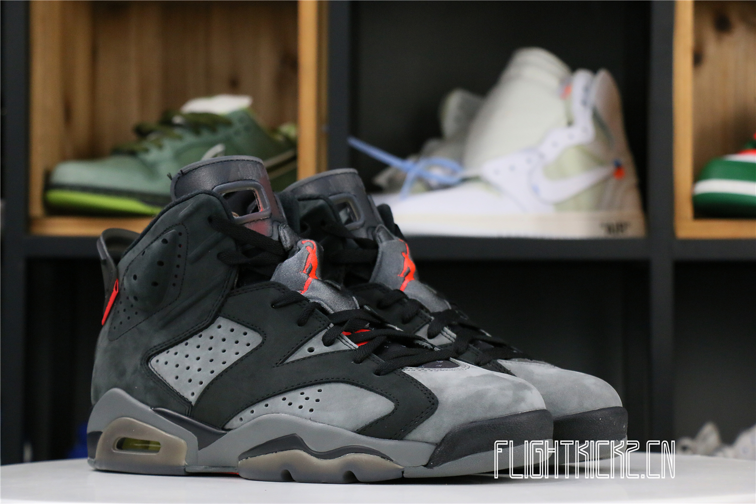 PARIS SAINT-GERMAIN X AIR JORDAN 6 RETRO ‘IRON GREY’