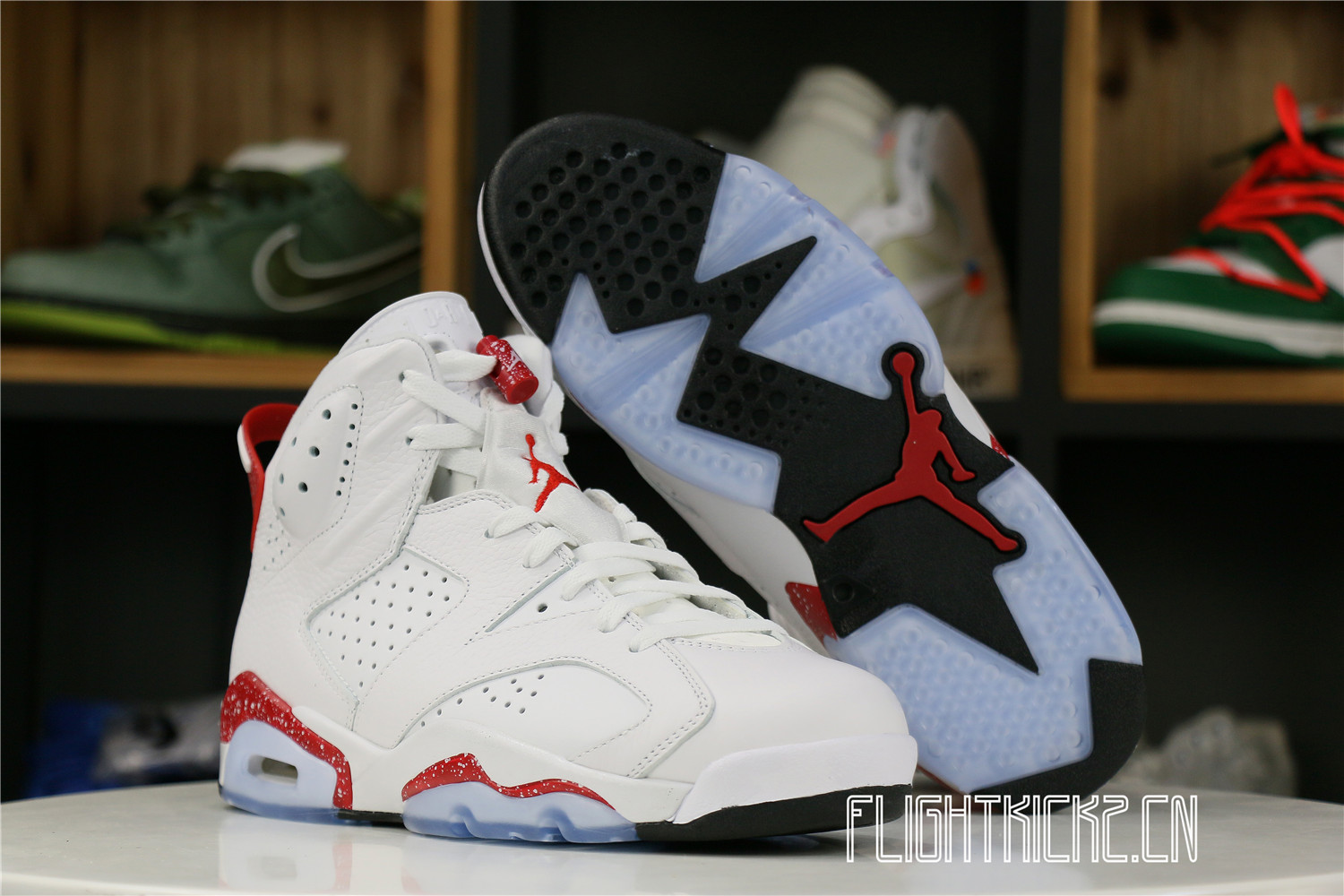 Air Jordan 6 Red Oreo