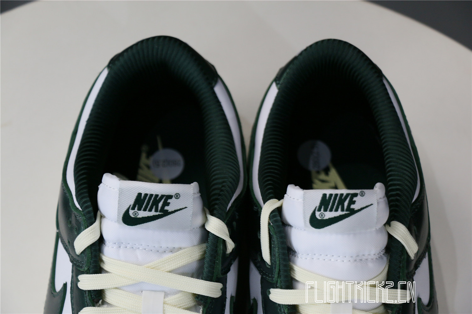 Nike Dunk Low Vintage Green (W)(LN5 A1 Batch)