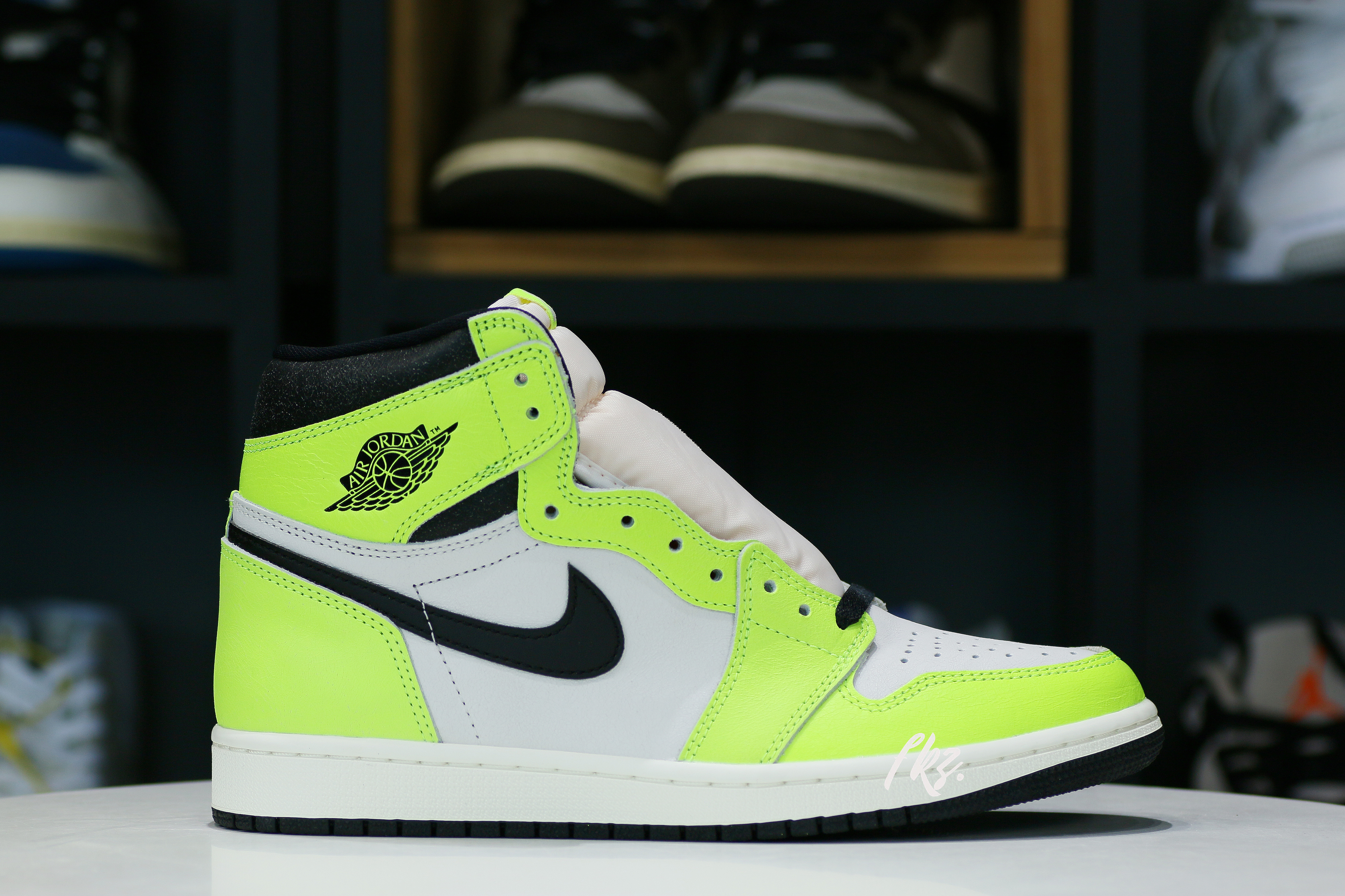 Air Jordan 1 High OG “Volt”