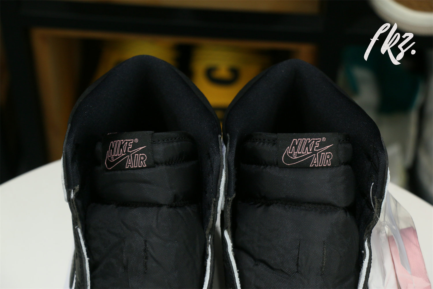 Air Jordan 1 Retro High OG Bleached Coral 2021