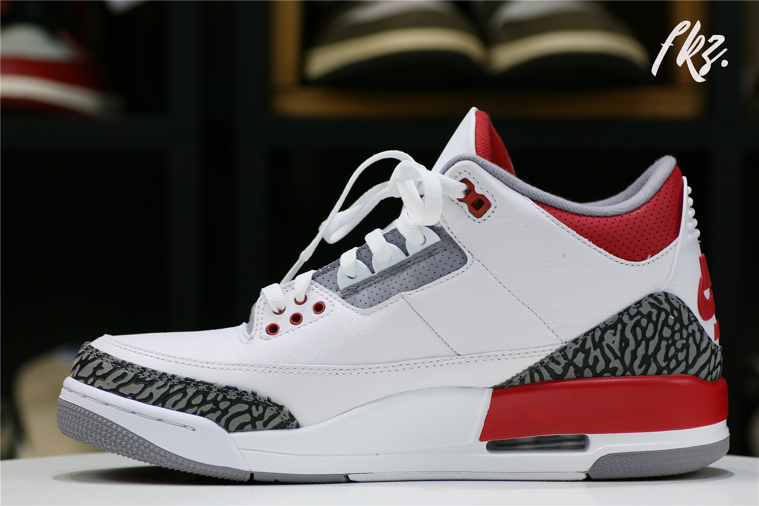 AIR JORDAN 3 RETRO ‘FIRE RED’ 2022
