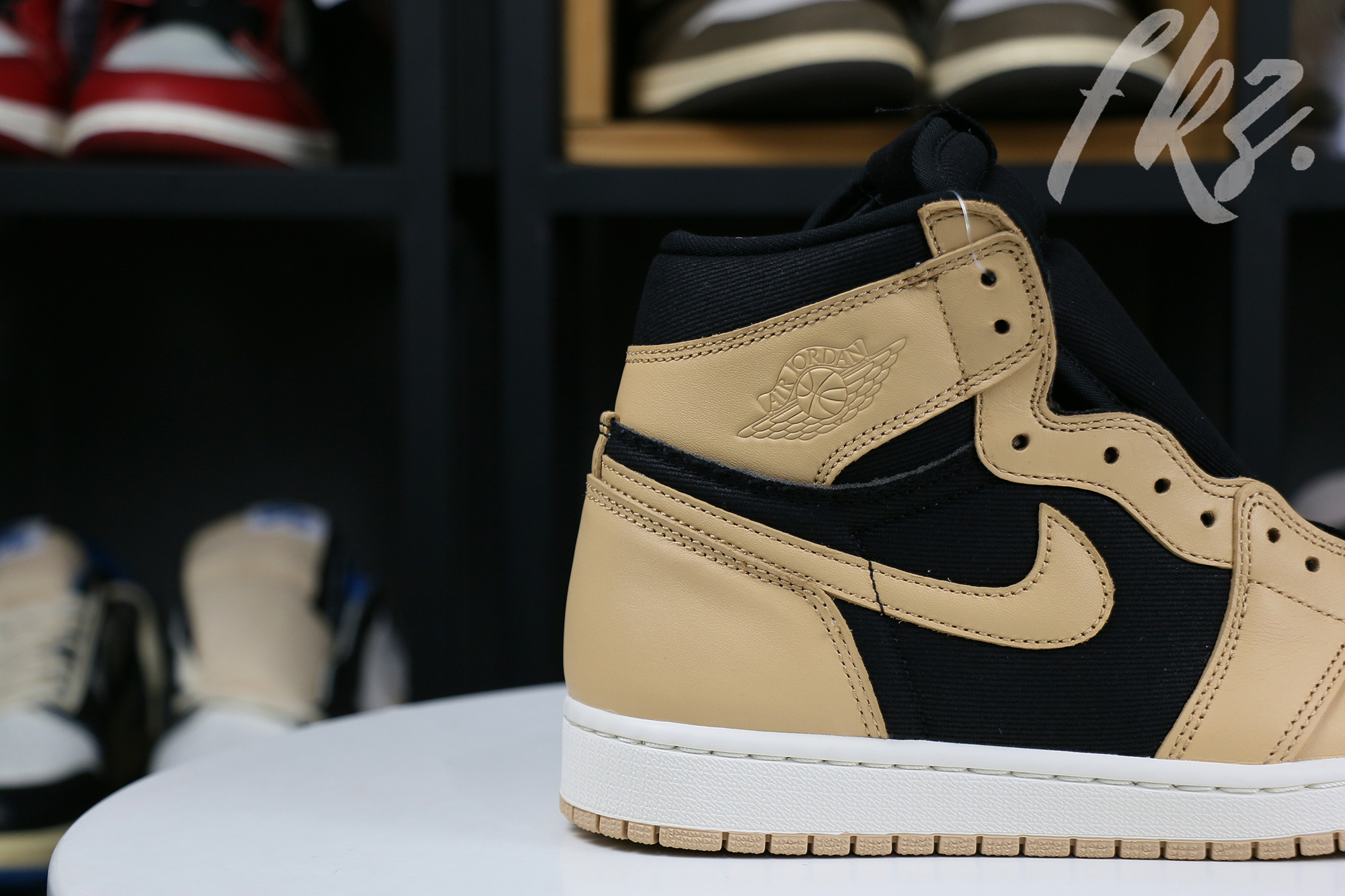 Air Jordan 1 Retro High OG ‘Heirloom’ 2022