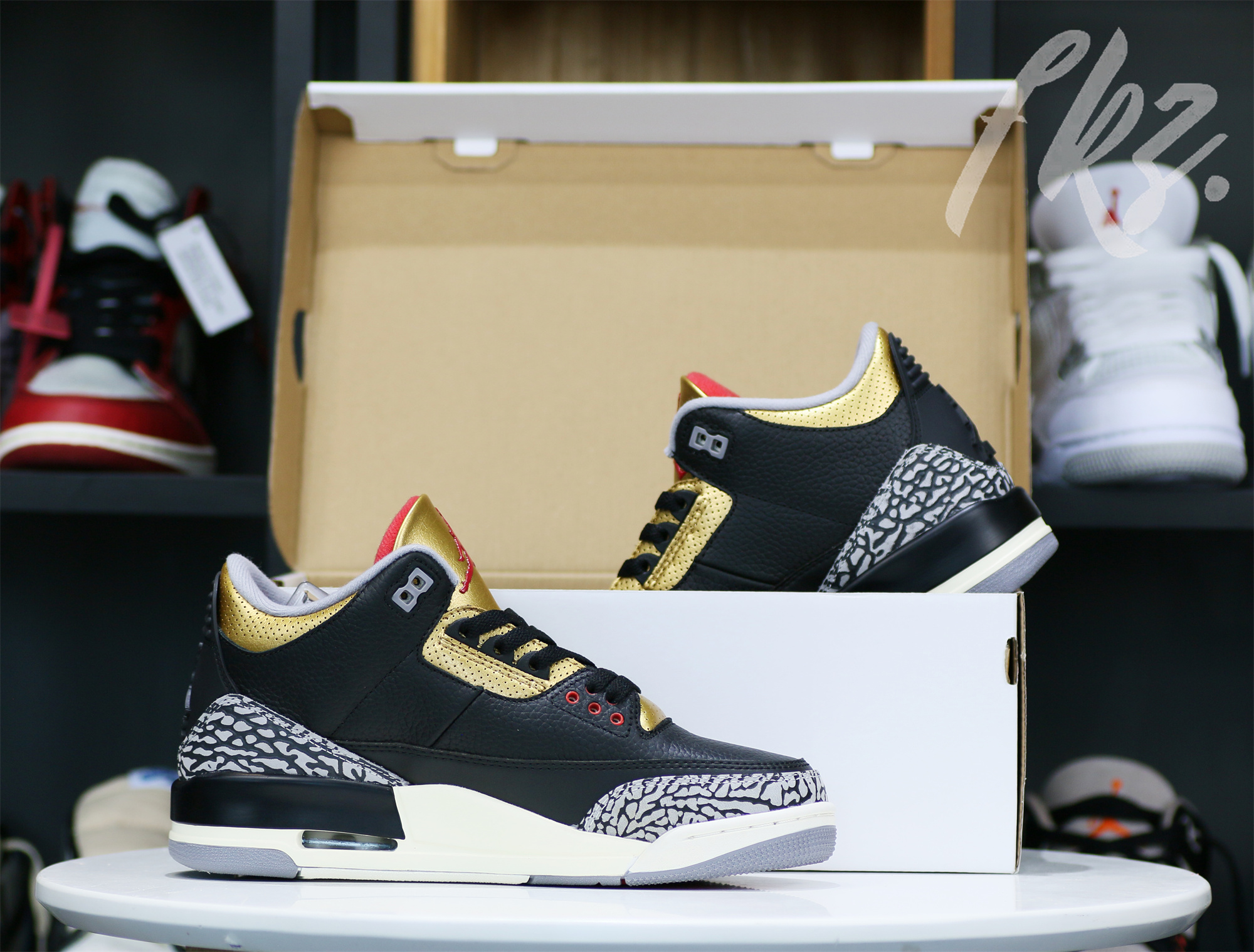 Air Jordan 3 “Black Cement Gold” 2022