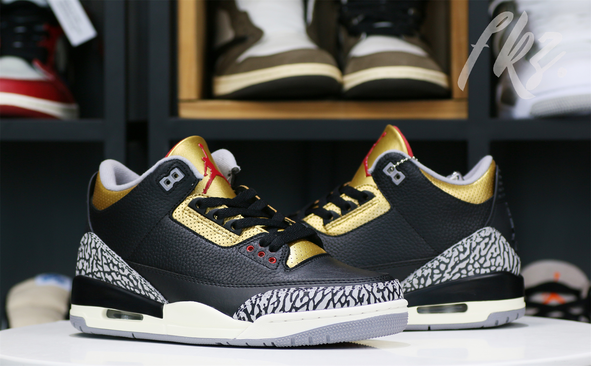 Air Jordan 3 “Black Cement Gold” 2022