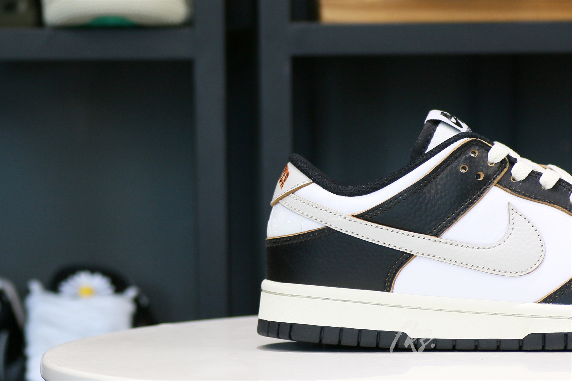 HUF x Nike SB Dunk Low “San Francisco”