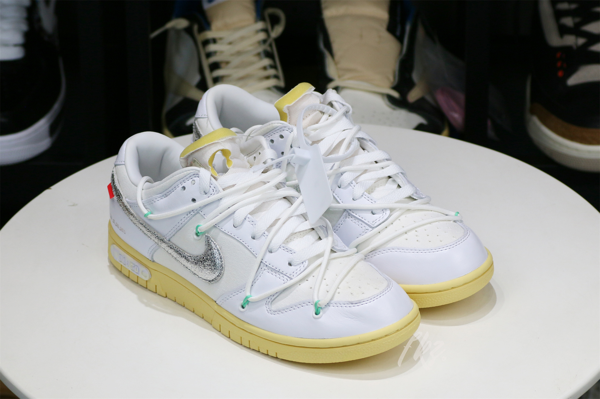 Nike Dunk Low Off-White Lot 1