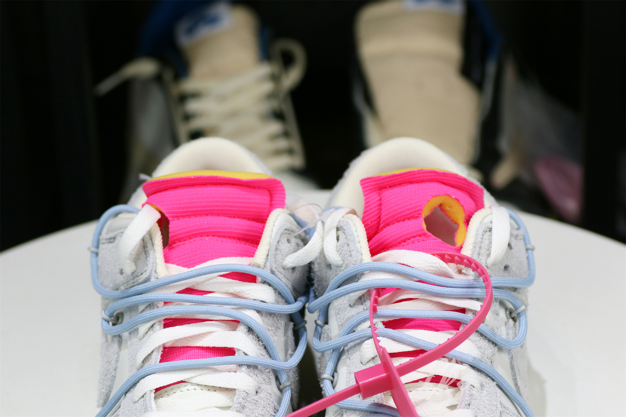 Nike Dunk Low Off-White Lot 38