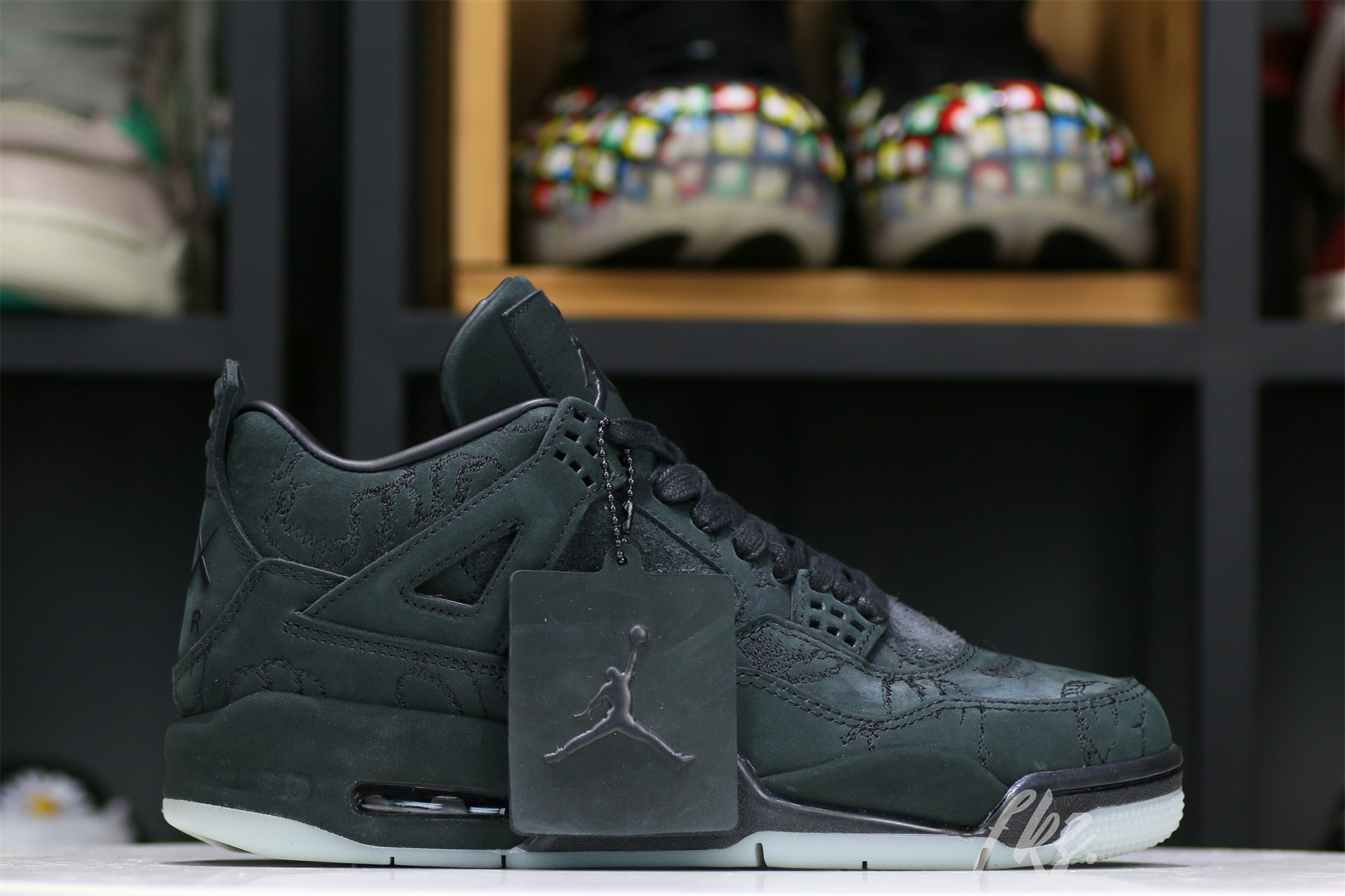 Kaws X Air Jordan 4 Retro Black 2017( Ln5 A1 Batch)