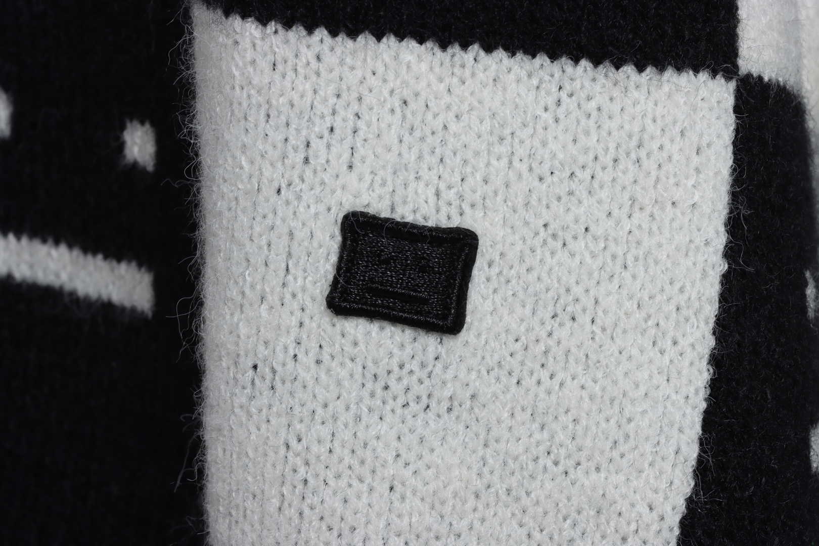 22S SACNE STUDIOS Checkerboard Square Smiley Crew Neck Sweater