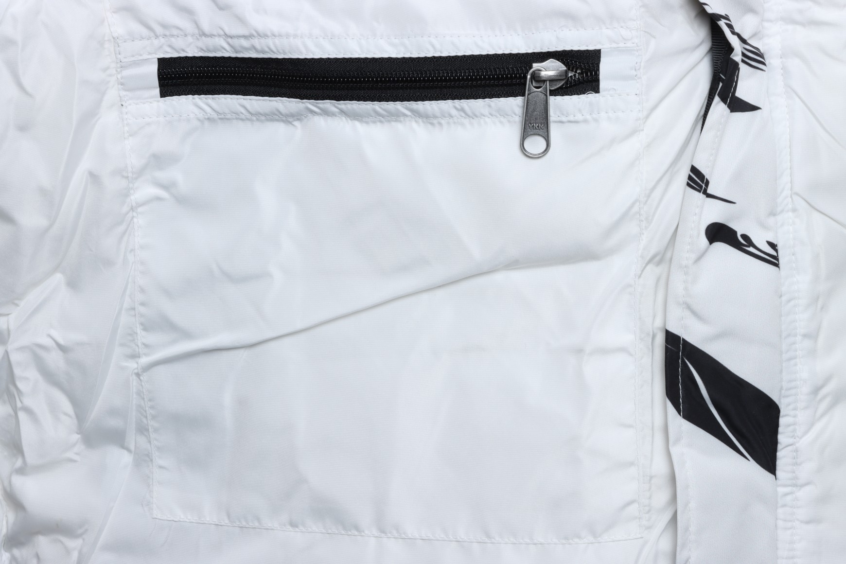White ‘ZebraLogoPattern’ Down Jacket