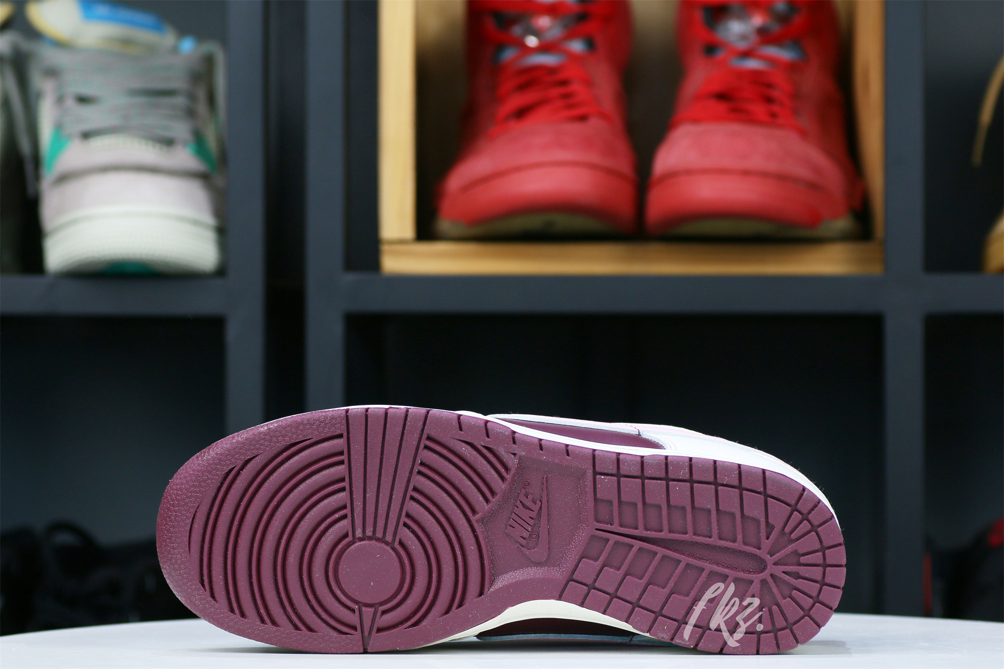Nike Dunk Low Retro PRM Valentine’s Day 2023
