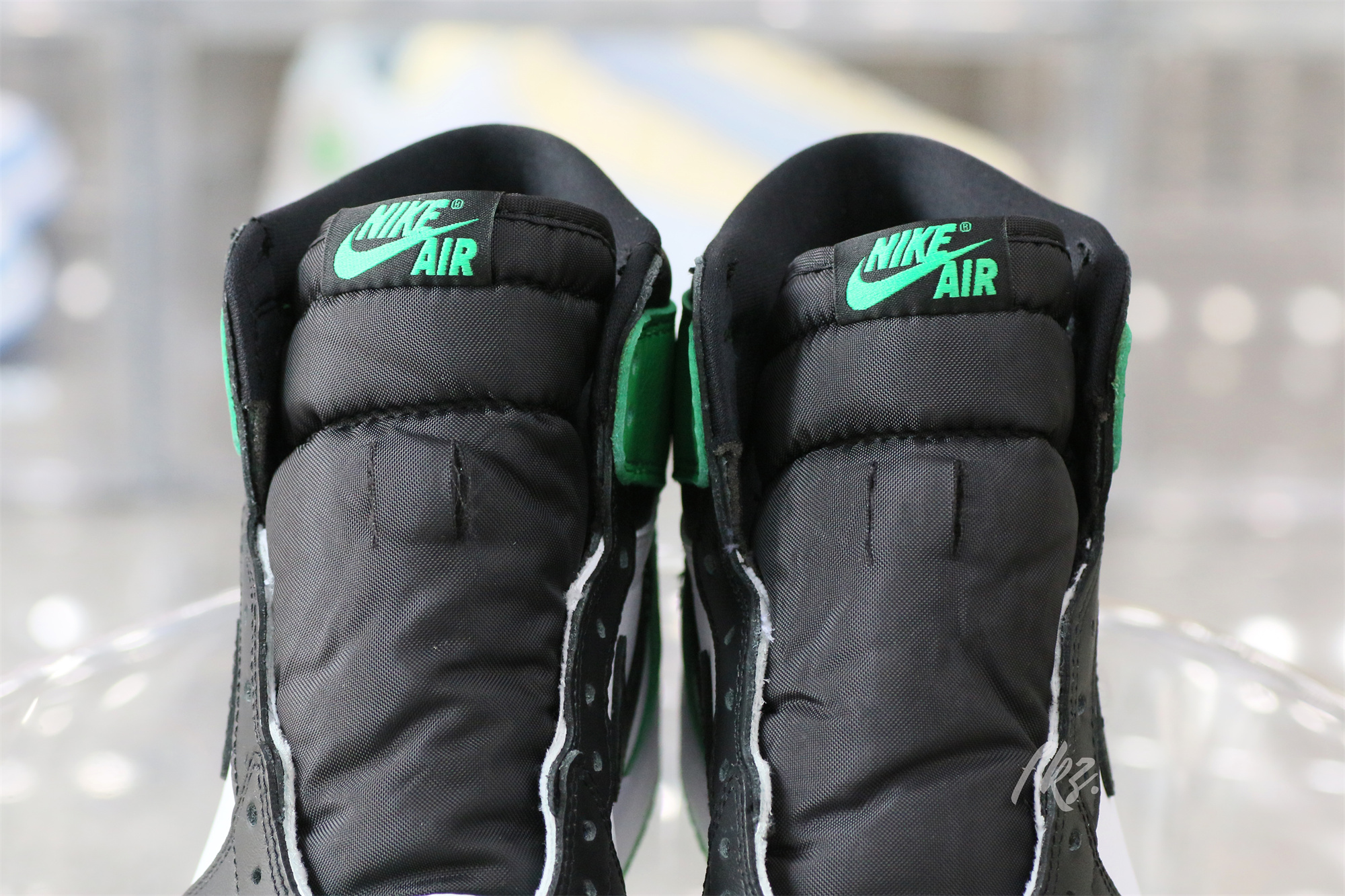 Air Jordan 1 High Lucky Green 2023