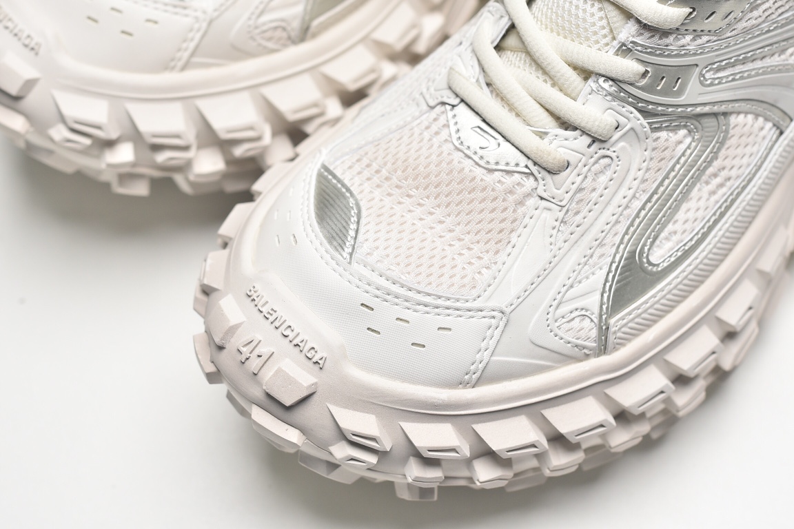 Balenciag* Defender Beige