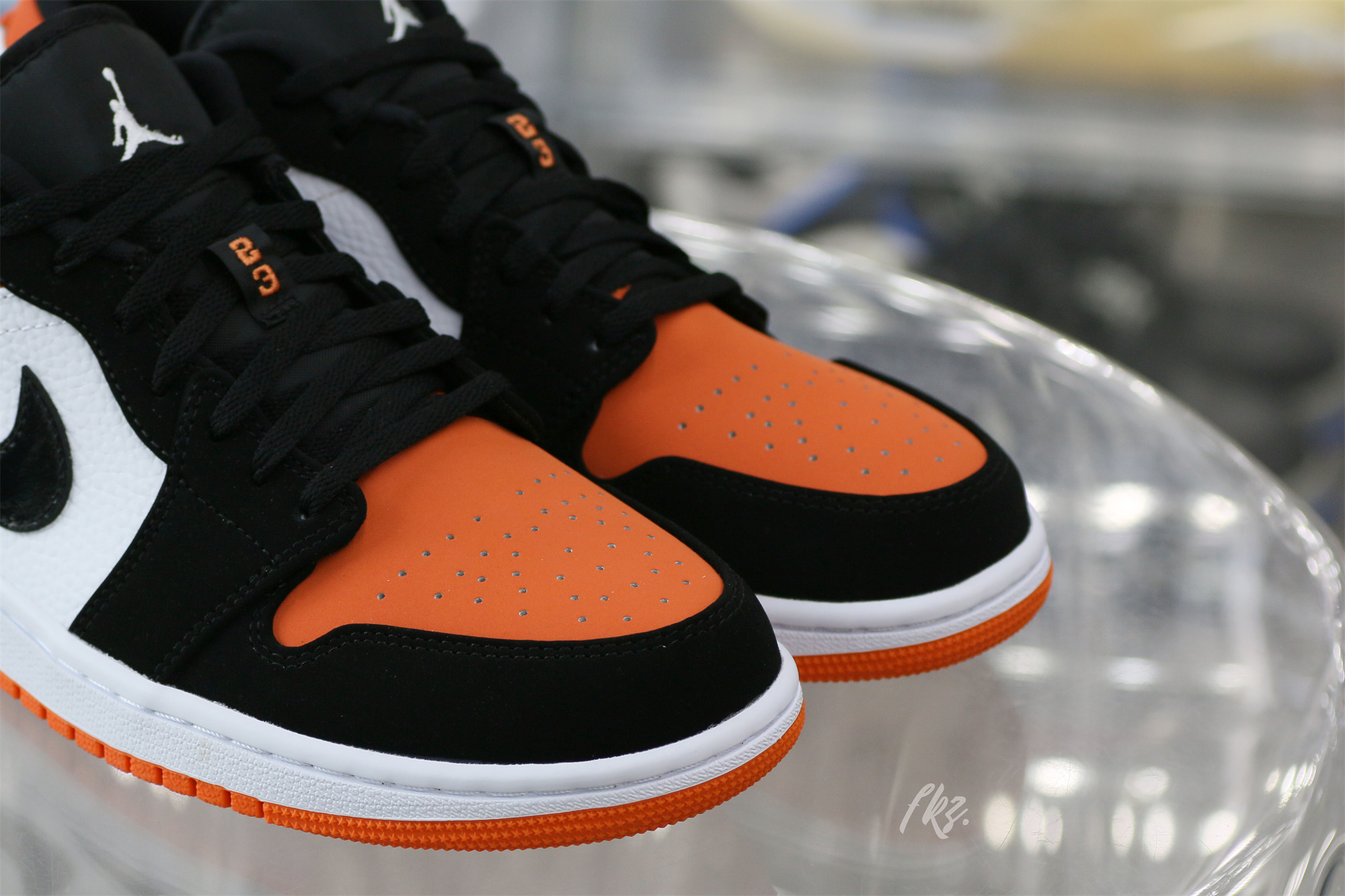 Air Jordan 1 Low Shattered Backboard 2019