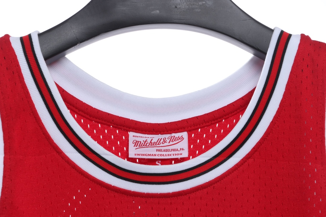 Bulls jersey No. 23