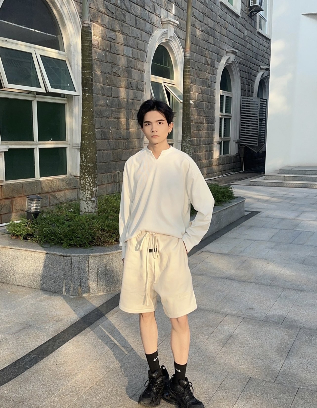 Essenti@ls Flocked alphabet shorts