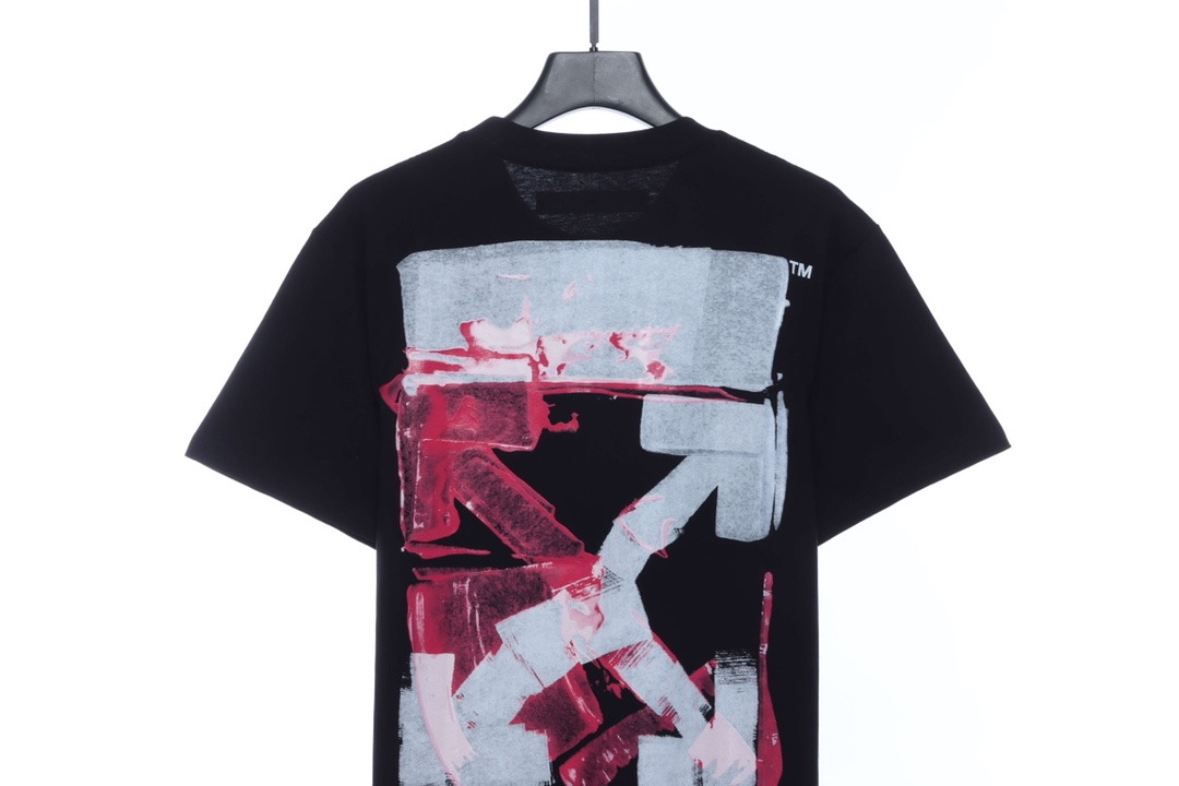 OW Acrylic Arrow Print Short Sleeve