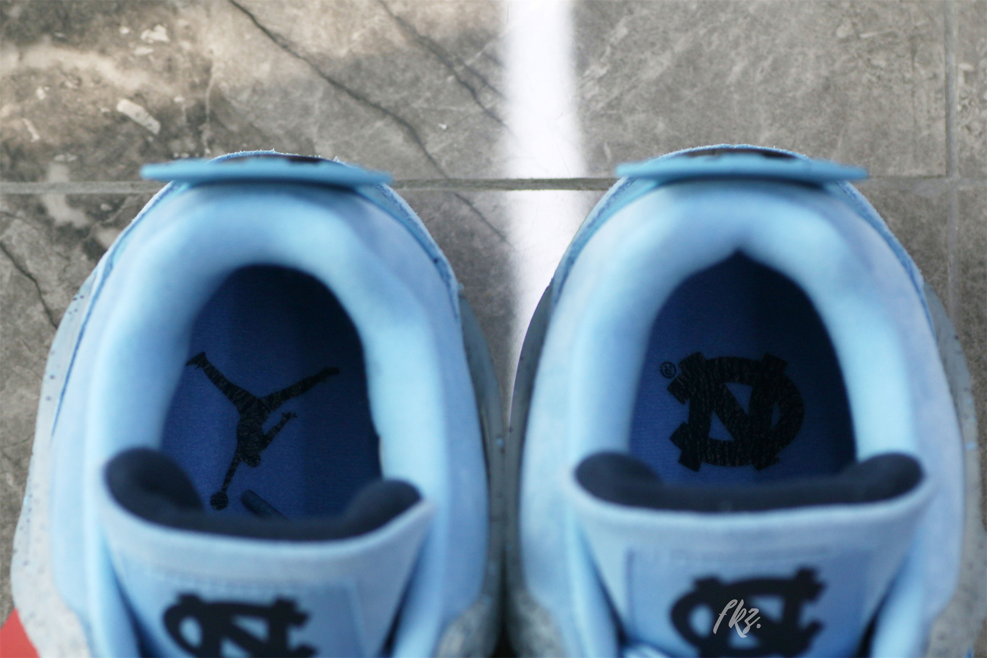 Air Jordan 4 Retro UNC (PE)