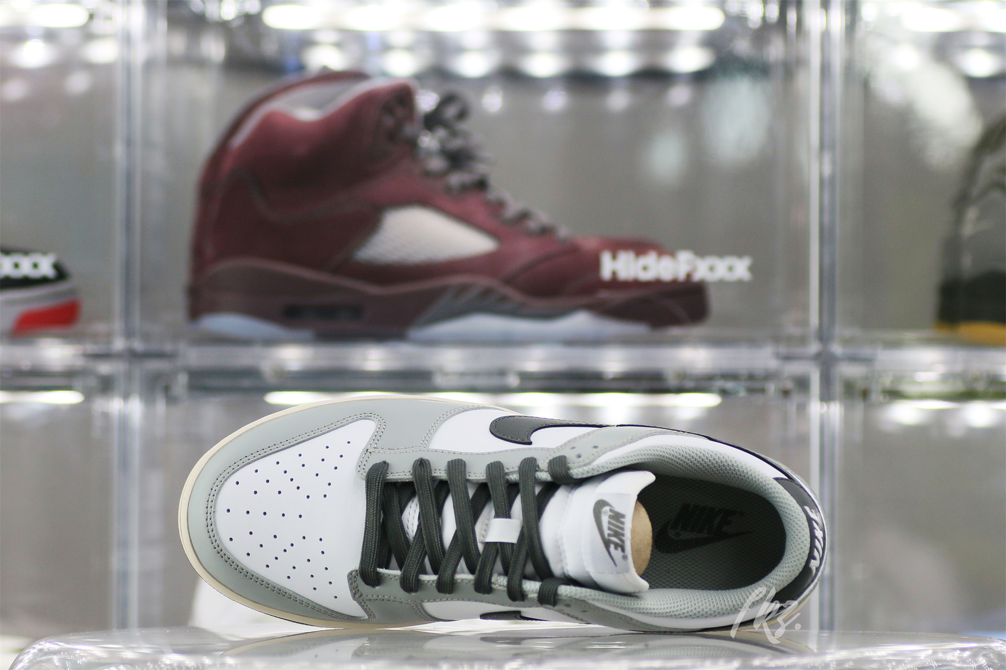 Nike Dunk Low Light Smoke Grey