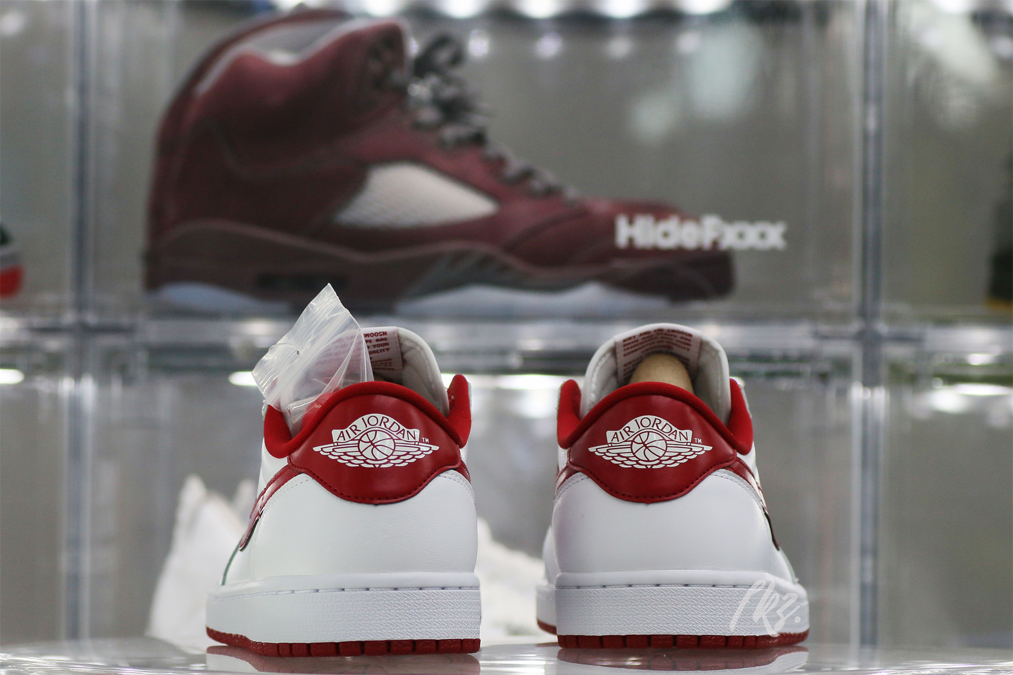 Air Jordan 1 Retro Low White Varsity Red