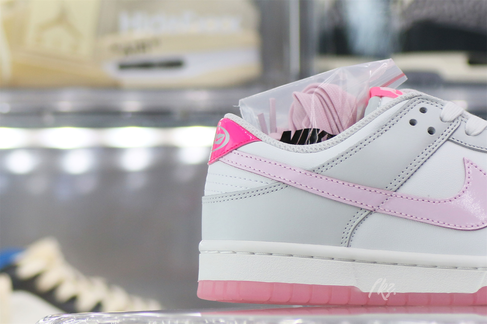 Nike Dunk Low 520 Pack Pink