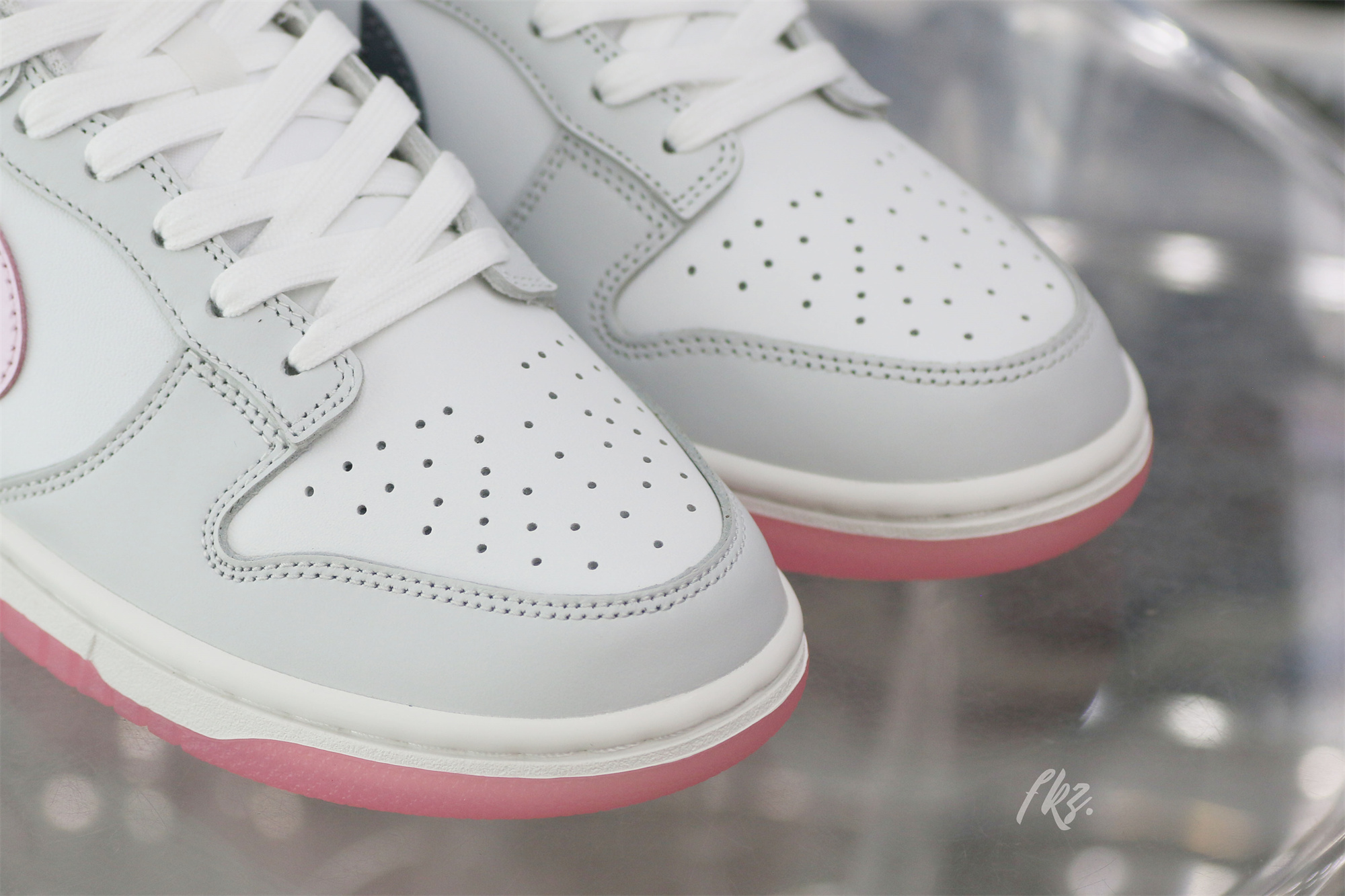 Nike Dunk Low 520 Pack Pink