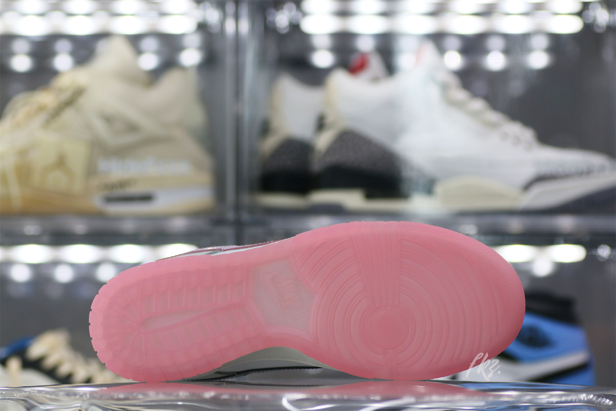 Nike Dunk Low 520 Pack Pink