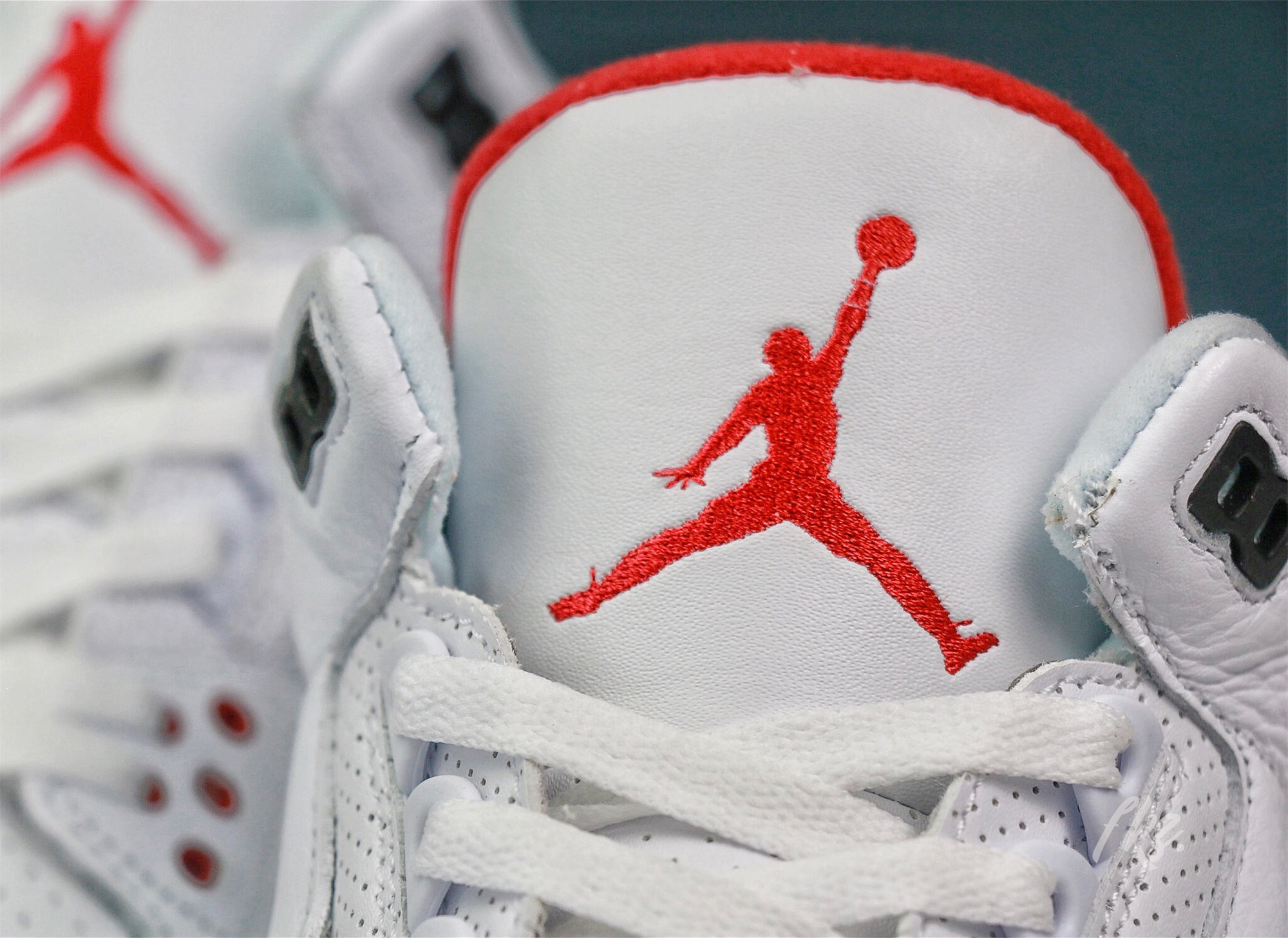 Air Jordan 3 Retro Free Throw Line White Cement 2018