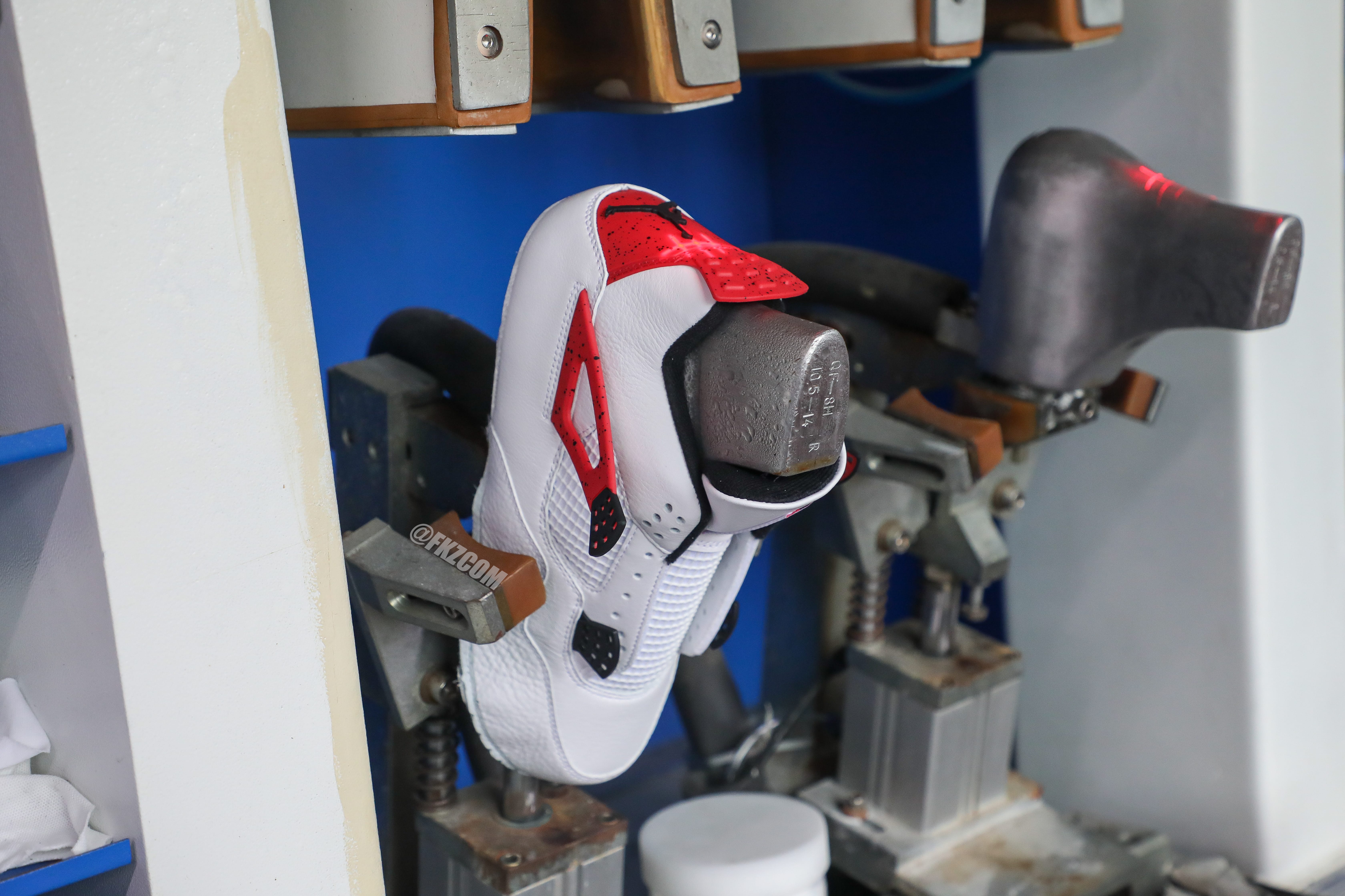 Air Jordan 4 Red Cement 2023 (LN5 A1 Batch)