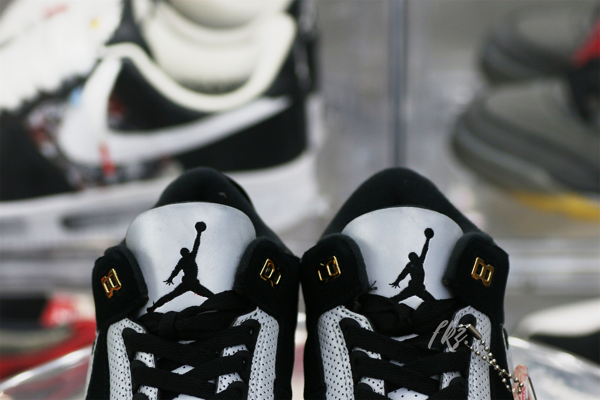 Air Jordan 3 Tinker Hatfield sneakers