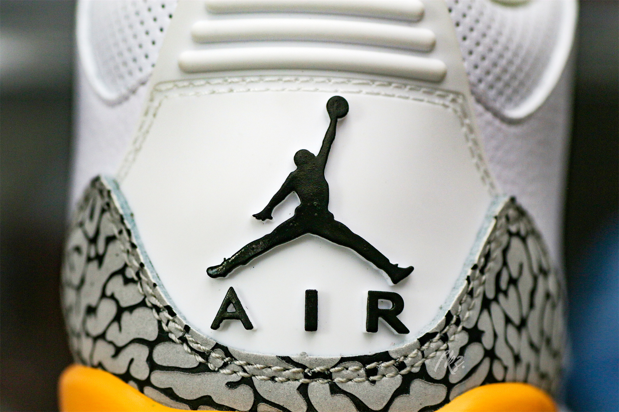 Air Jordan 3 Retro Laser Orange 2020