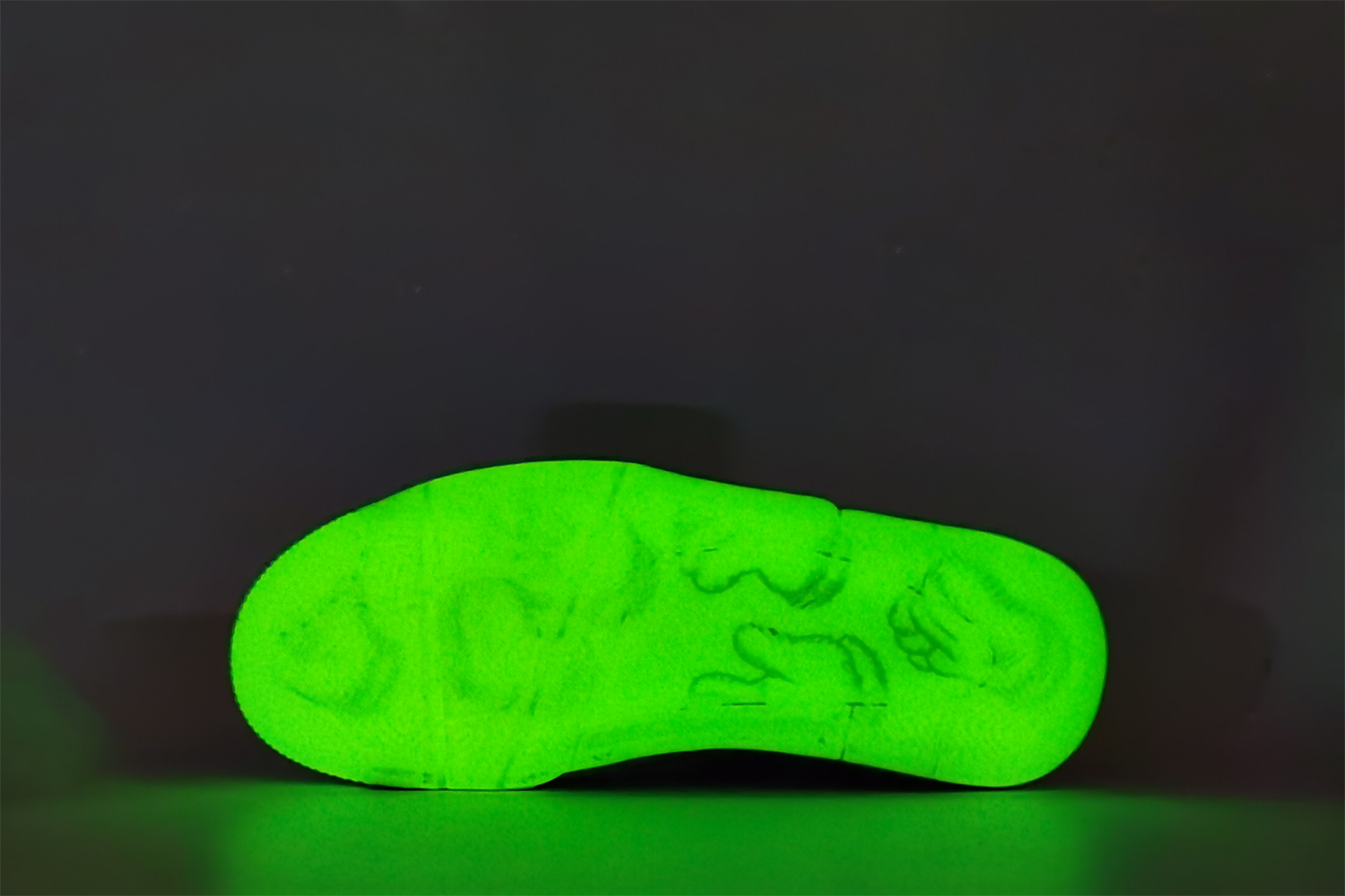 Kaws X Air Jordan 4 Retro Black 2017( Ln5 A1 Batch)