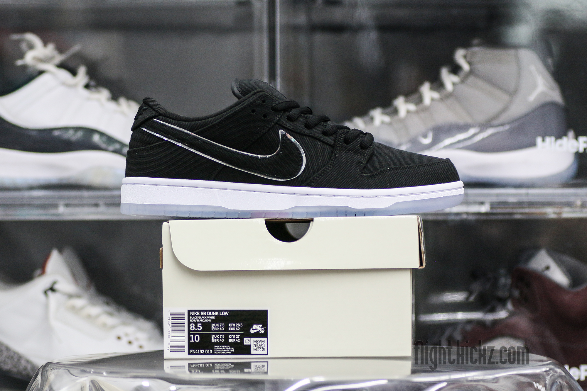 Eminem x Carhartt x Nike SB Dunk Black 2023