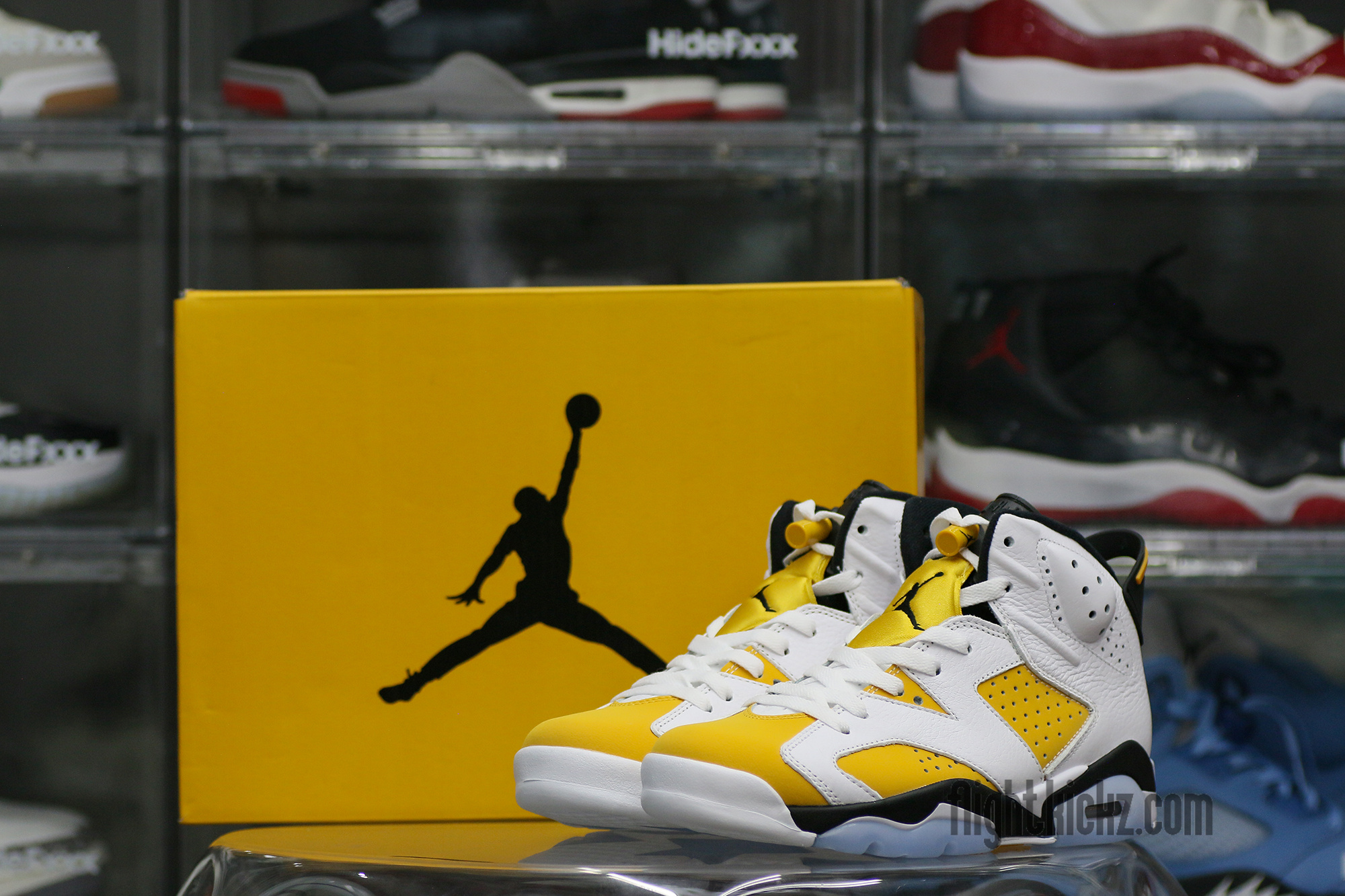 Air Jordan 6 Retro Yellow Ochre