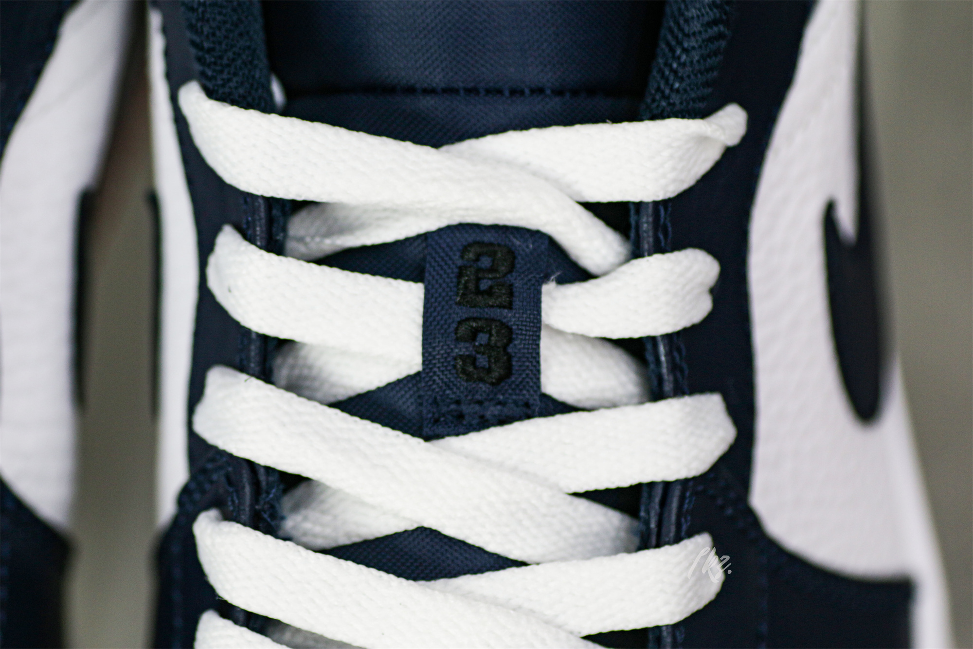 Air Jordan 1 Retro Low Obsidian Ember Glow 2018