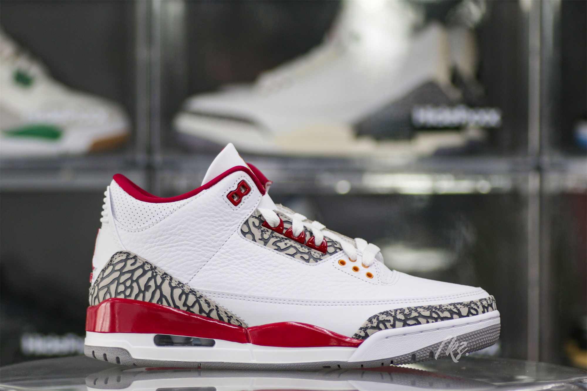 Air Jordan 3 Cardinal Red 2022